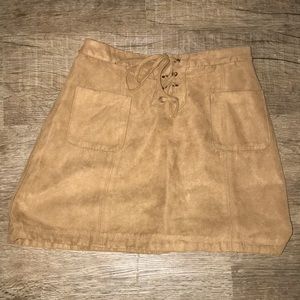 camel skirt hollister
